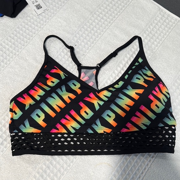 PINK Victoria's Secret Pink Sports Bra  Geometric Pattern not surely size S/M - Picture 1 of 6